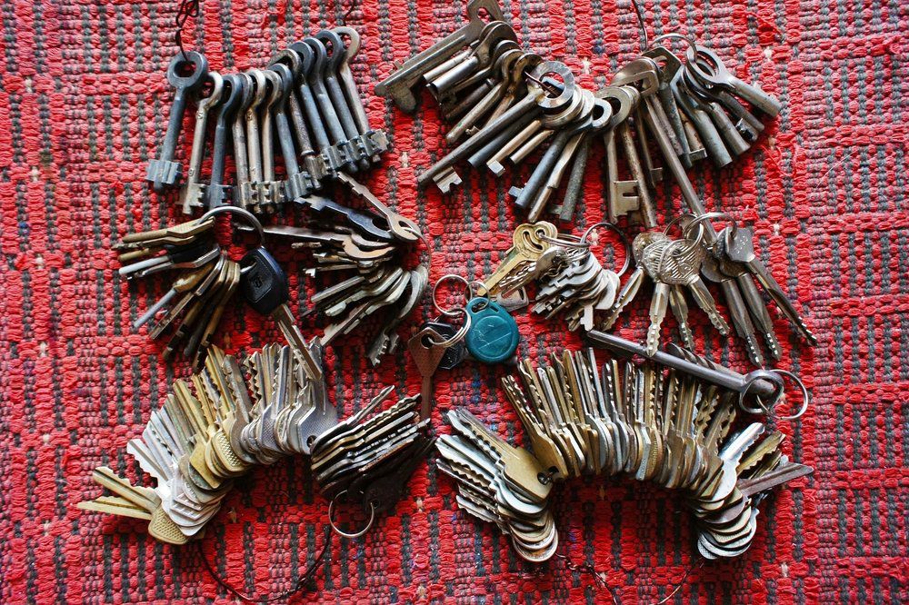Hier finden Sie Besatzschlüssel und Stahlgusschlüssel für alte