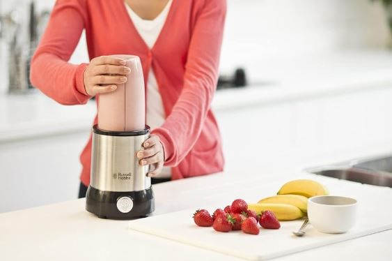 Russel Hobbs Nutri Boost Mixer für 45€ (statt 65€)