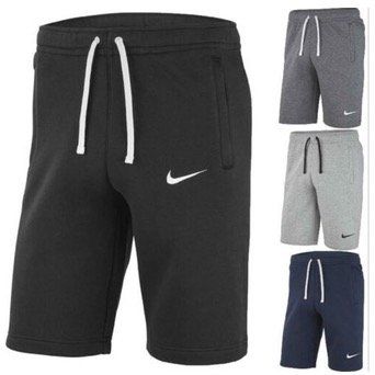 Nike Swoosh Fleece Herren Trainigsshorts in verschiedenen Farben und Größen für 29,99€ (statt 44€)