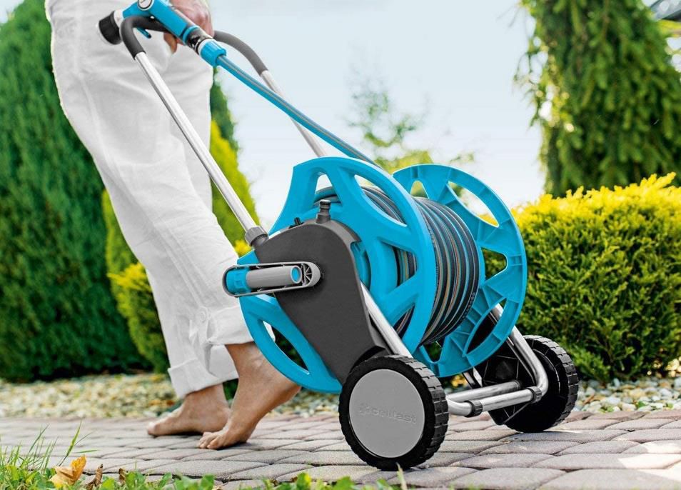 Cellfast Discover Schlauchwagen Set mit 30m Gartenschlauch und Brause für 58,88€ (statt 75€)