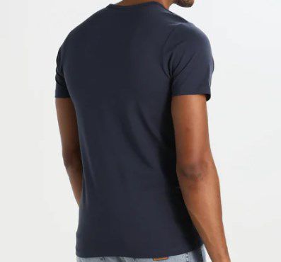 Jack & Jones NOOS T Shirt in Navy oder Grau für 11,90€ (statt 15€)