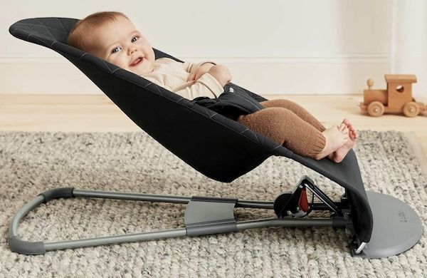 BabyBjörn Bliss Babywippe in Schwarz für 149,99€ (statt 180€)