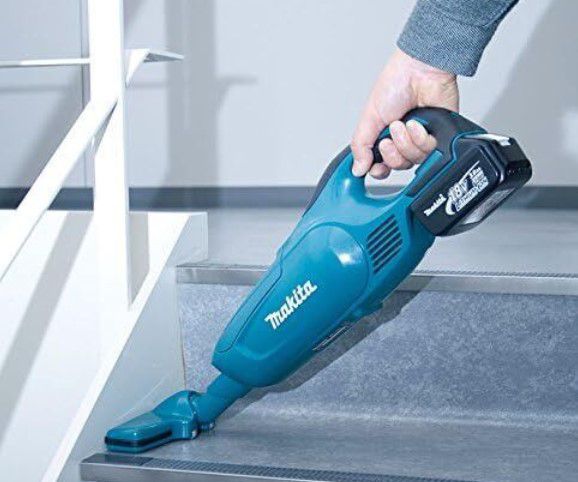 Makita DCL181FZ Akku Staubsauger Solo für 24,99€ (statt 33€)