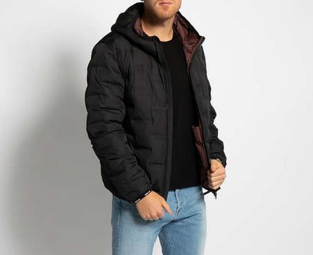 Replay M8176 Leichte Winterjacke für 79,16€ (statt 109€)