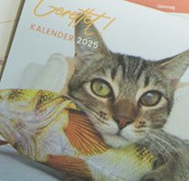 Gratis: Gerettet-Kalender von PETA für 2025