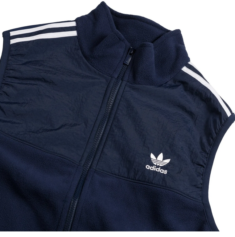 adidas Herren Fleece Weste für 30,19€ (statt 37€)