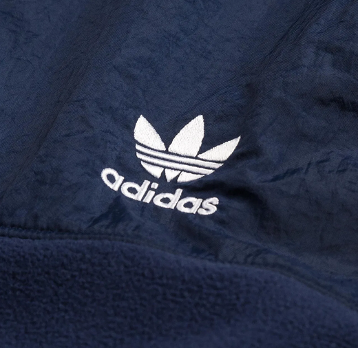 adidas Herren Fleece Weste für 30,19€ (statt 37€)