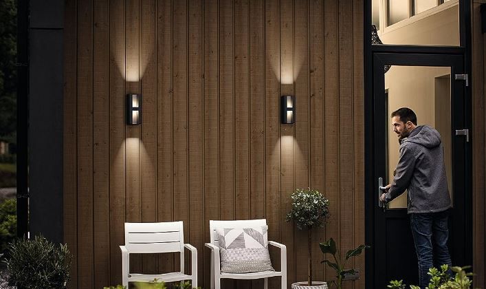 Philips myGarden Shadow LED Wandaussenleuchte für 38,99€ (statt 48€)