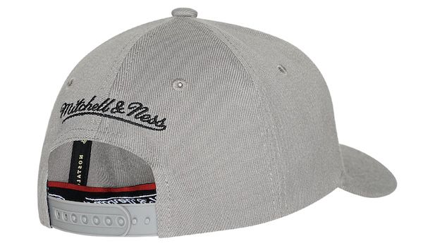 Mitchell & Ness Caps für je nur 5,55€ + VSK (statt 19€)