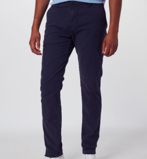 👖 Levis xx Chino Slim Taper Fit Hose für 38€ (statt 51€)