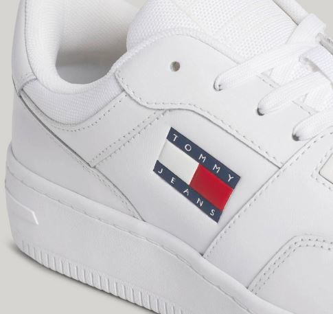 Tommy Jeans Retro Basket Essential Sneaker für 60,94€ (statt 80€)