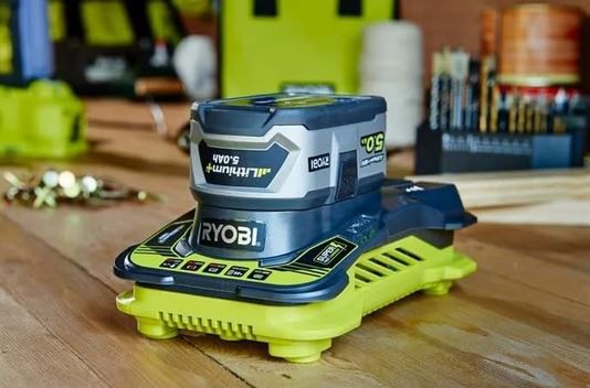 Ryobi RC18150 18V ONE+ Akku Schnellladegerät für 49,90€ (statt 59€)