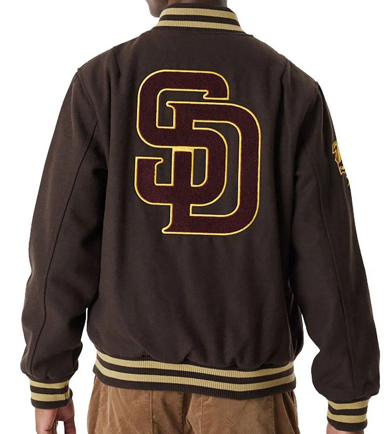 New Era San Diego Padres Herren Bomberjacke für 54,98€ (statt 106€)