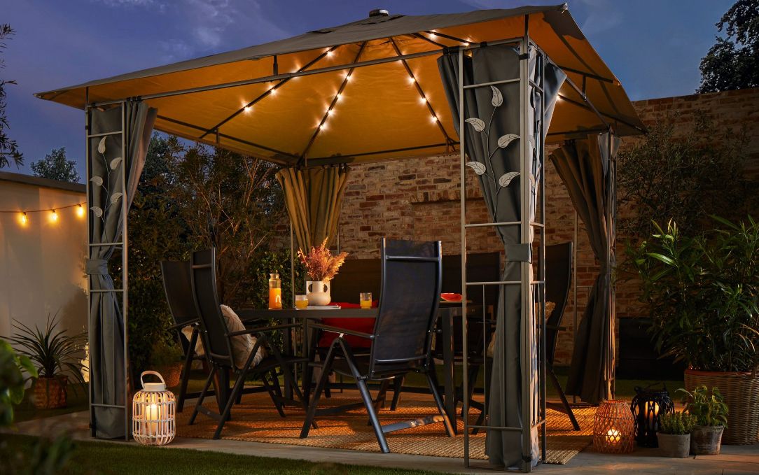 Livotion Pavillon mit LED Beleuchtung   300 x 300 für 144,49€ (statt 176€)