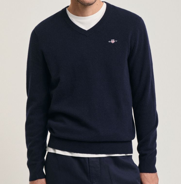 Gant Seasonal Essential V Neck Pullover in Blau und Grau für 63,95€ (statt 88€)