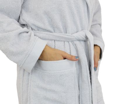 Leonique Unisex Bademantel Tailles aus Baumwolle ab 15,26€ (statt 47€) bis 3XL