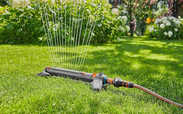 Gardena AquaZoom M Viereckregner mit Filter für 27,99€ (statt 34€)