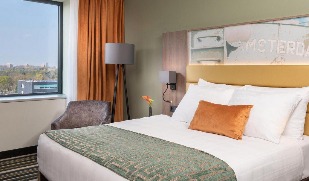 ÜN im 4* Leonardo Royal Hotel Amsterdam inkl. Frühstück & Parkplatz ab 54€ p.P.