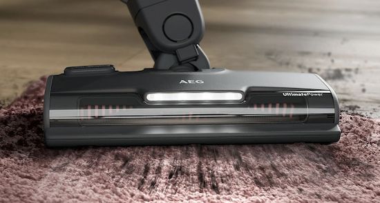 AEG CLEAN 5000 ÖKO Stielsauger mit Multi Bodendüse für 109,99€ (statt 144€)