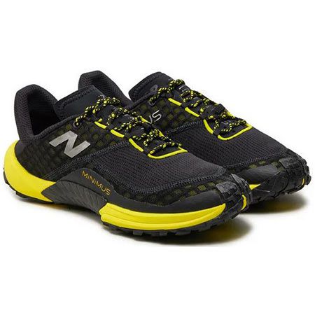 New Balance Minimus Trail Laufschuhe für 85,60€ (statt 136€)