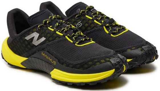 New Balance Minimus Trail Laufschuhe für 85,60€ (statt 136€)