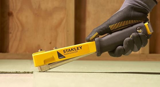 Stanley 6 PHT150 Hammertacker für 16,94€ (statt 24€)