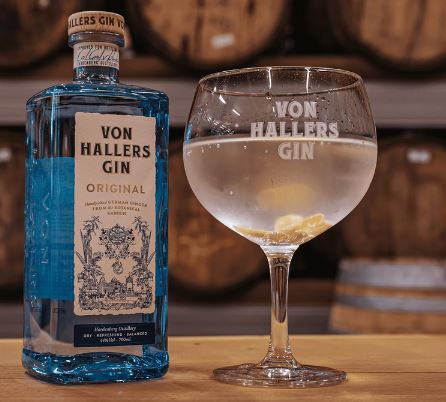 🍸 Von Hallers Gin mit Zitrusnote, 44% Vol., 700 ml für 25,97€ (statt 31€)