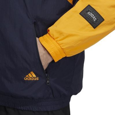 adidas Essentials Windbreaker Jacke für 29,95€ (statt 50€)   Bis 3XL!