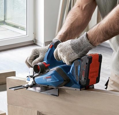 Bosch Professional GHO 18V 26 Akku Hobel für 209,99€ (statt 230€)