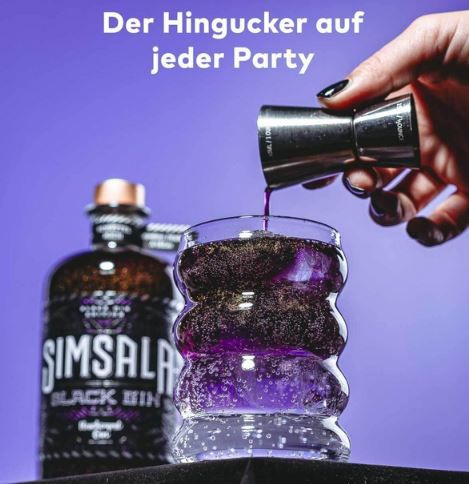 🍸 Simsala Black Gin mit Brombeere & Litschi + Glitter für 29,95€ (statt 40€)