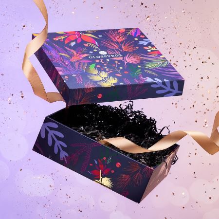 💄 Glossybox Christmas Limited Edition 2024 (Wert: 249€) für 34,50€ (statt 45€)