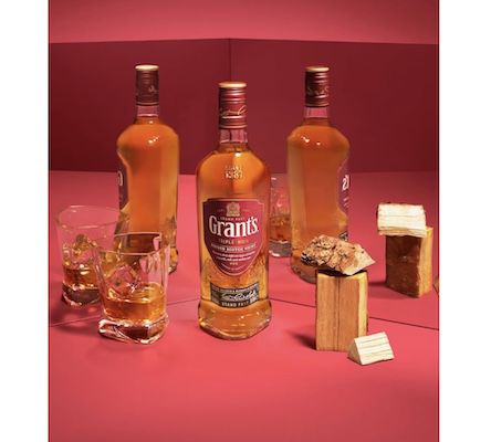 0,7L Grants Triple Wood Blended Scotch Whisky für 11,29€ (statt 16€)