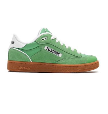 Reebok x Pleasures Club C Bulc aus grünem Wildleder für 38,59€ (statt 60€)