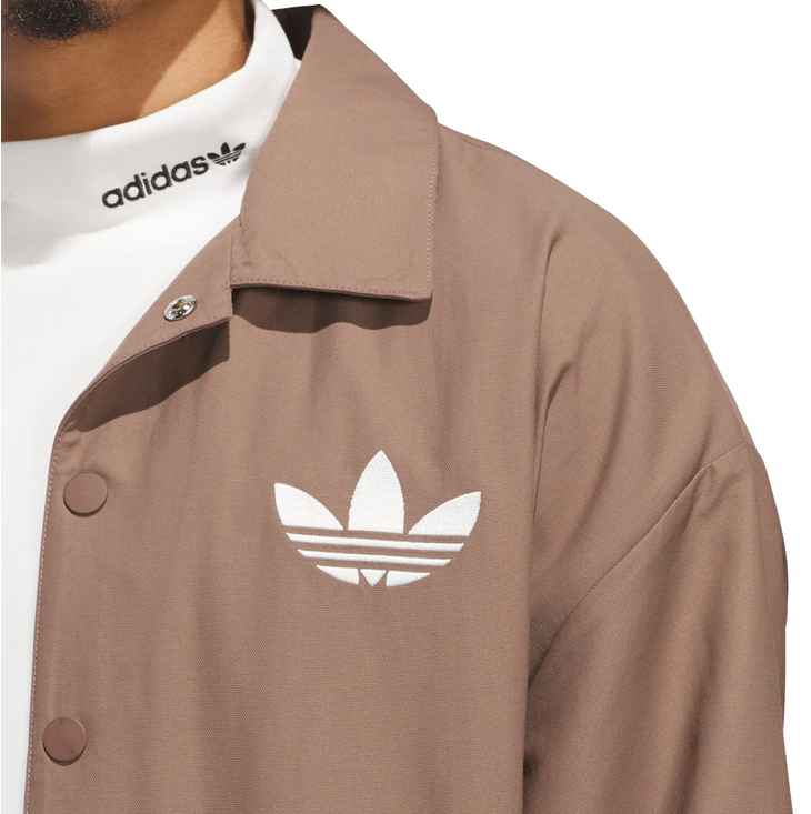 adidas Coach Earth Strata Unisex Jacke für 44,98€ (statt 72€)