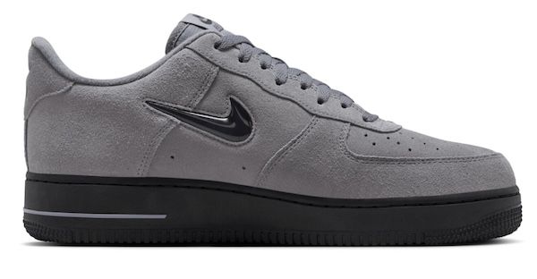 Nike Air Force 1 Essential Jewel in Grau für 100€ (statt 130€)