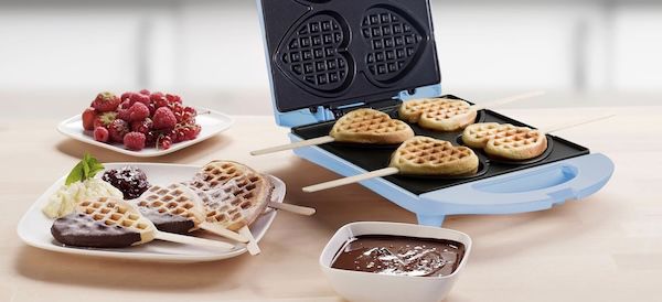 🧇 Bestron Waffeleisen für Herzwaffeln am Stiel ab 21,22€ (statt 29€)