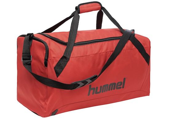 hummel Core Sporttasche S oder M mit 33 / 45 L für je 10,50€ (statt 20€)