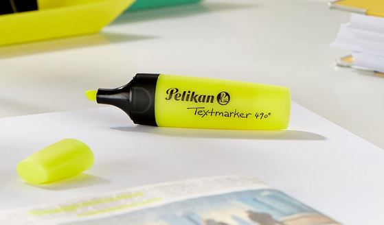 ✍️ 10er Pack Pelikan Textmarker 490, Leuchtgelb für 8,23€ (statt 12€)