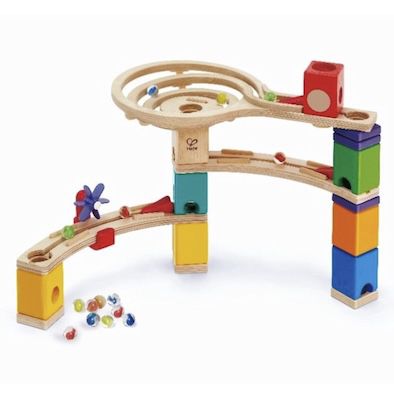 Hape Quadrilla Endspurt Kugelbahn aus Holz inkl. 30 Murmeln für 13,39€ (statt 29€)