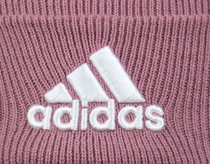 adidas Logo Unisex Beanie in Rosa für 11,64€ (statt 19€)