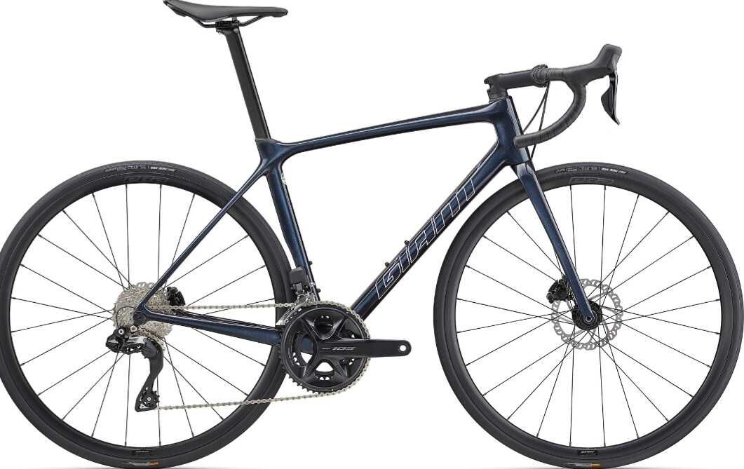 Giant TCR Advanced 1 Rennrad (Carbon Rahmen+Sattelstütze/105 Di2/8.4kg/2 Farben/Gr. XL für 1.999€ (statt 2.999€)